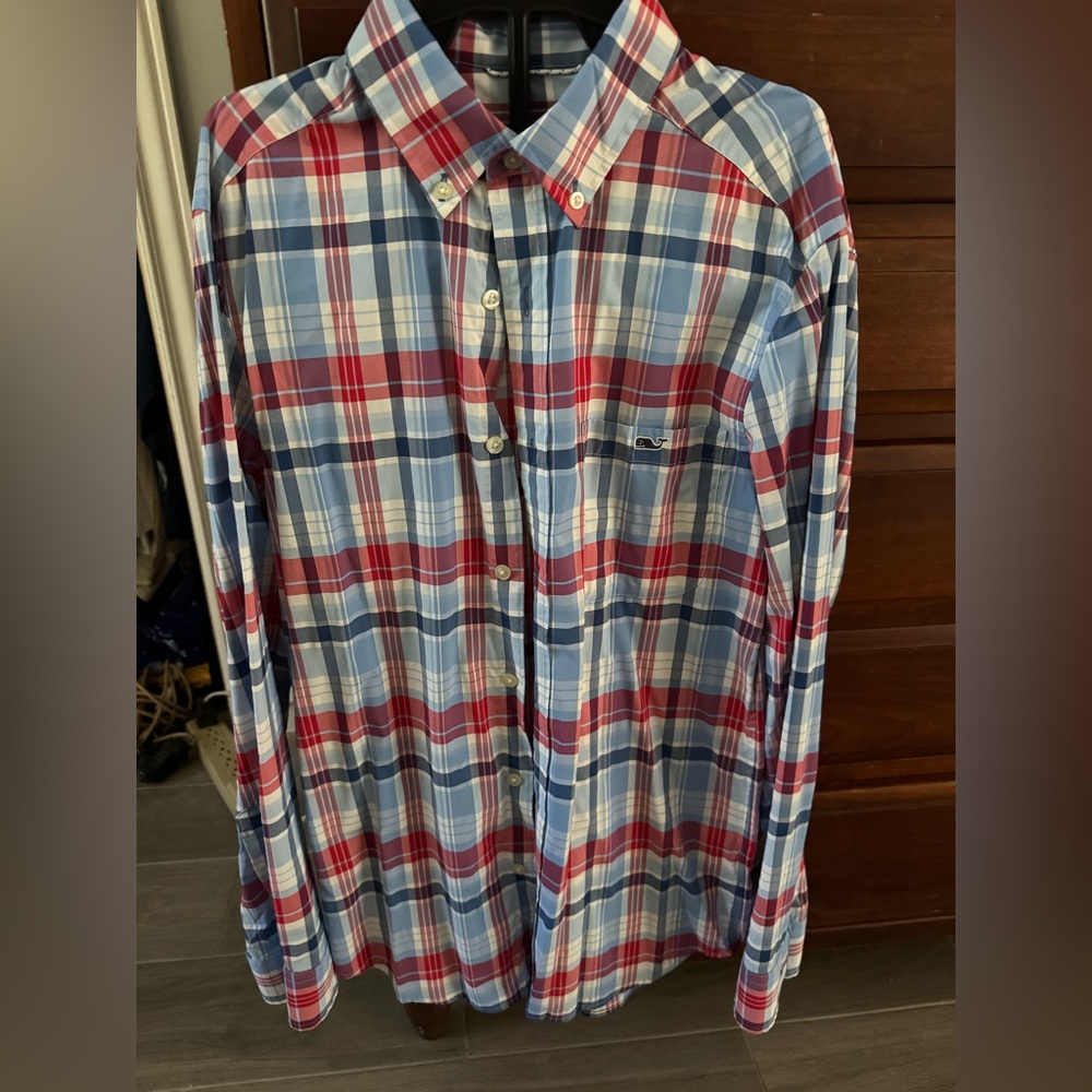 Vineyard Vines Red and Blue Casual Button Down Shirt